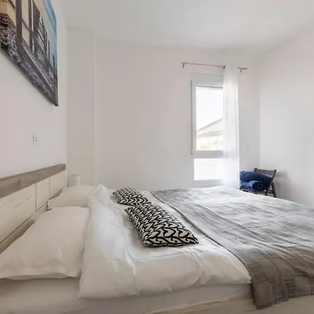 La Terrazza * * * *city Center Lux New Apt+parking Pula