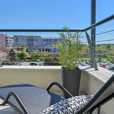 La Terrazza * * * *city Center Lux New Apt+parking