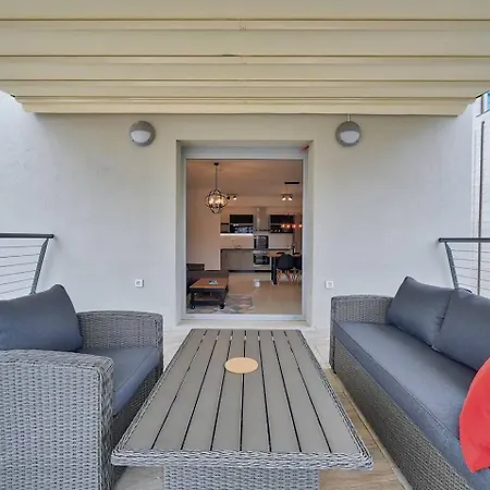 Apartment La Terrazza * * * *city Center Lux New Apt+parking Pula