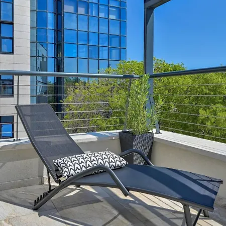 La Terrazza * * * *city Center Lux New Apt+parking Apartment *